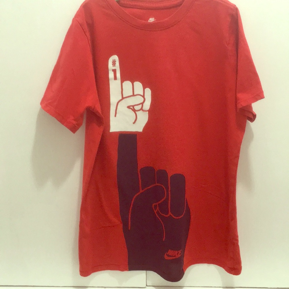 Nike T-shirt